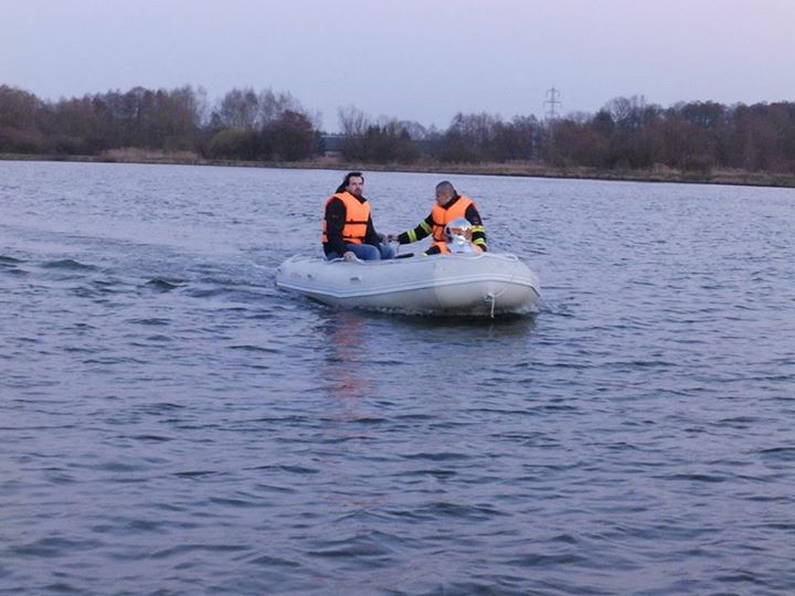 Výcvik s motorovým člunem 24.2.2014 001