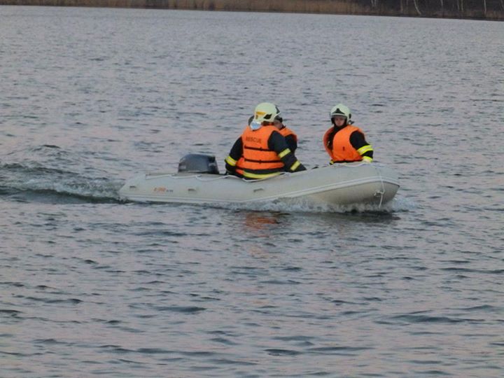 Výcvik s motorovým člunem 24.2.2014 007
