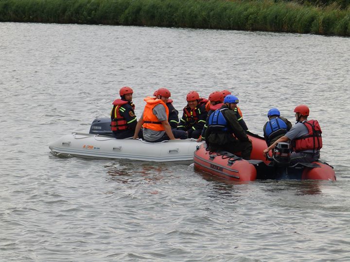 Výcvik se člunem 24.7.2014 021